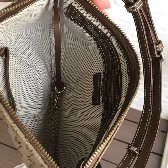 Dooney & Bourke Signature Bag - Picture 3 of 8